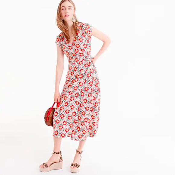 J. Crew Dresses & Skirts - J Crew Mercantile Easy Wrap Dress in 70's Floral M